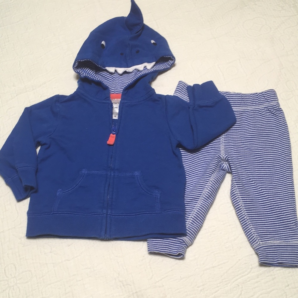 6m (4/$20) Shark Hoodie/Comfy Pants Set by Carter’s